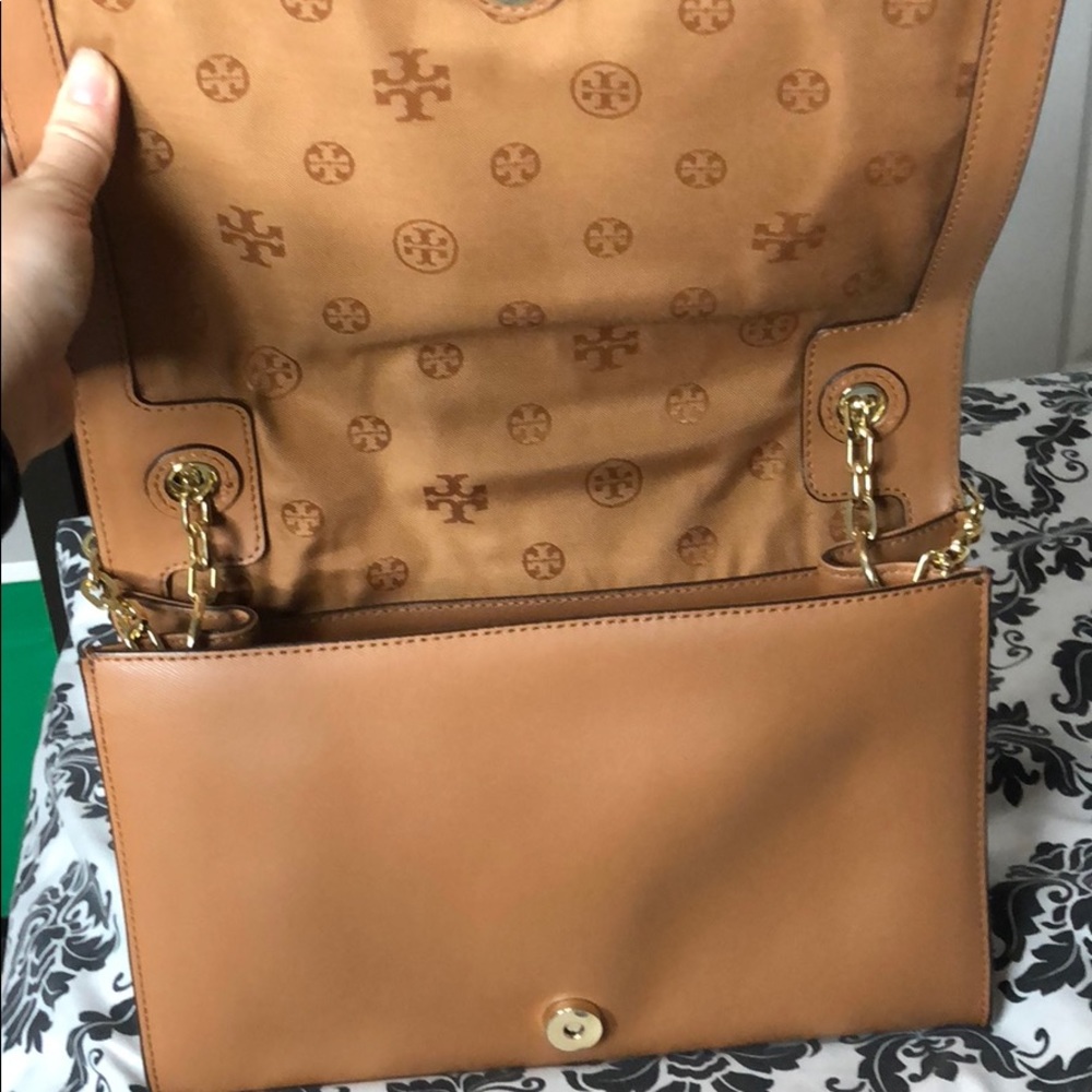 Purse - Picture 3 of 4